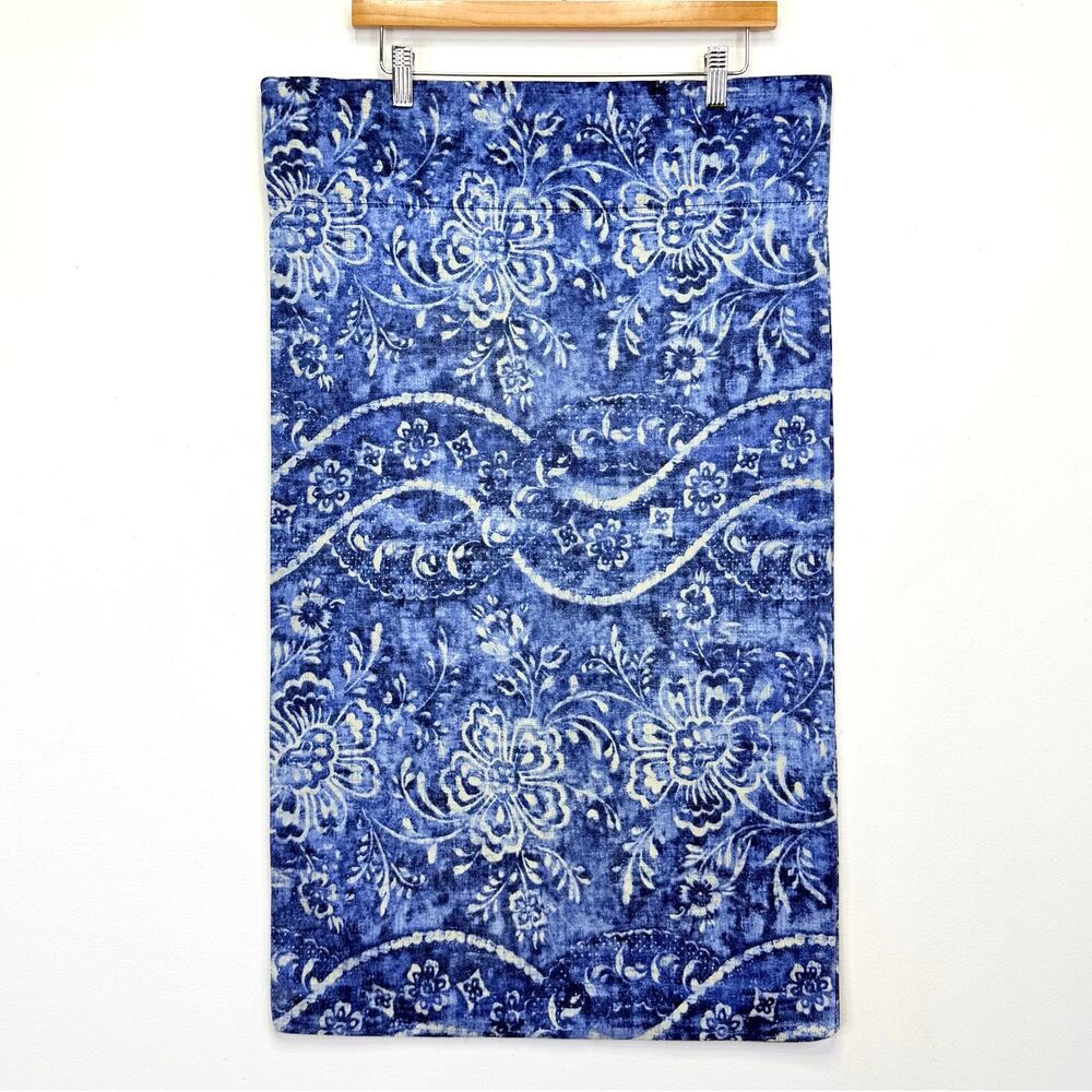 Vintage Ralph Lauren Seychells Batik Floral Blue 2 Standard Pillow Cases 19x32